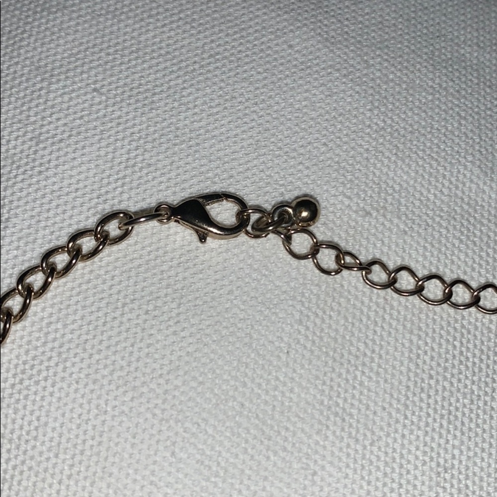 Pink statement necklace - Picture 2 of 4